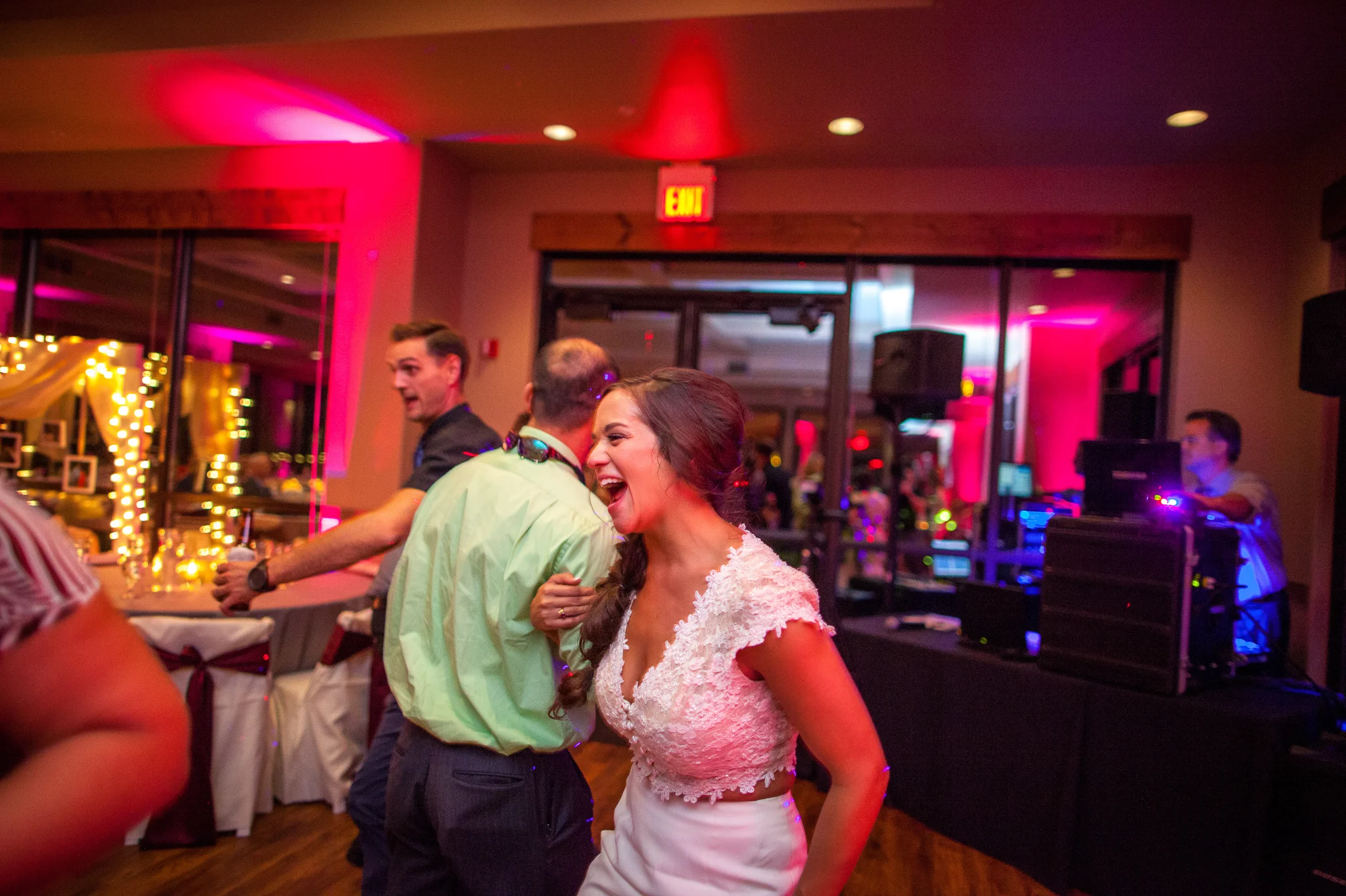 Lindsay&JT-YPP-WEB-160902-272.jpg