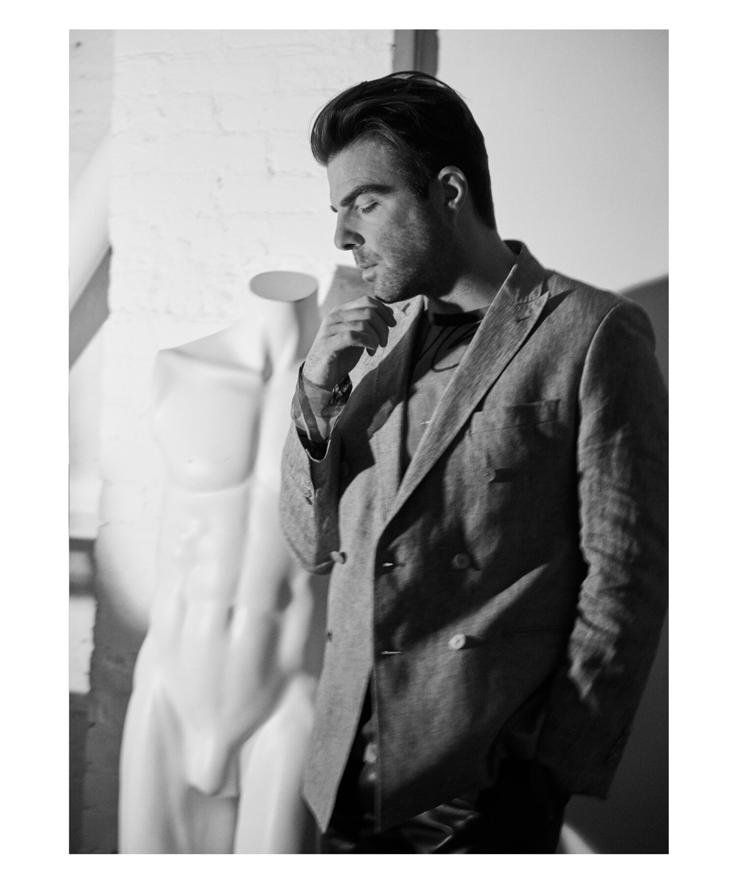 Zachary Quinto Wearing, Tallia Orange Film Savant Essential Homme Summer 2018 Soho, NYC Edition of 44 © All rights reserved.