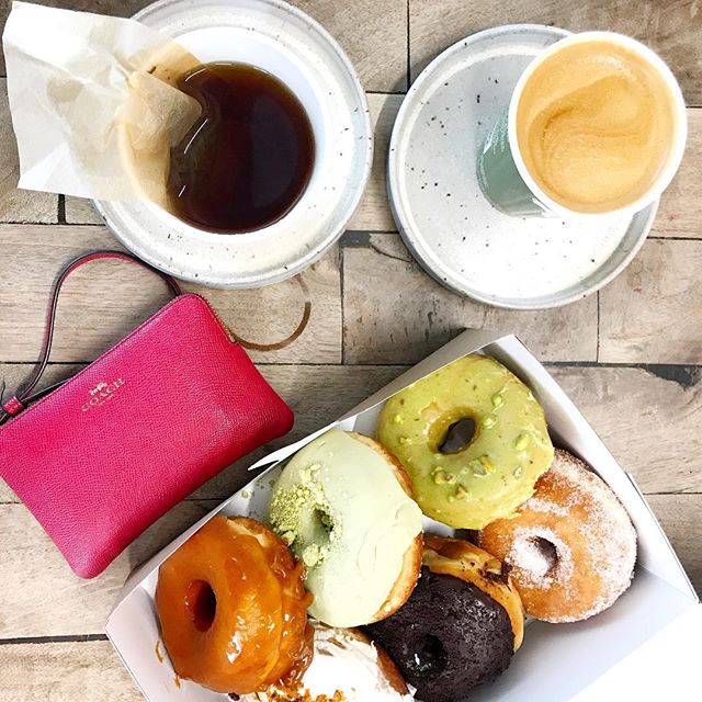 Nothing beats Suzy Qs doughnuts 🤤🤤🤤pistachio, carrot cake, and that chocolatey one are my favvvvv. I totally didn&rsquo;t eat all three in one sitting though... ;) .
.
.
.
.
.
.
.
. #ottawa #ottawaeats #ottawafoodies #ottawalife #food #doughnuts #