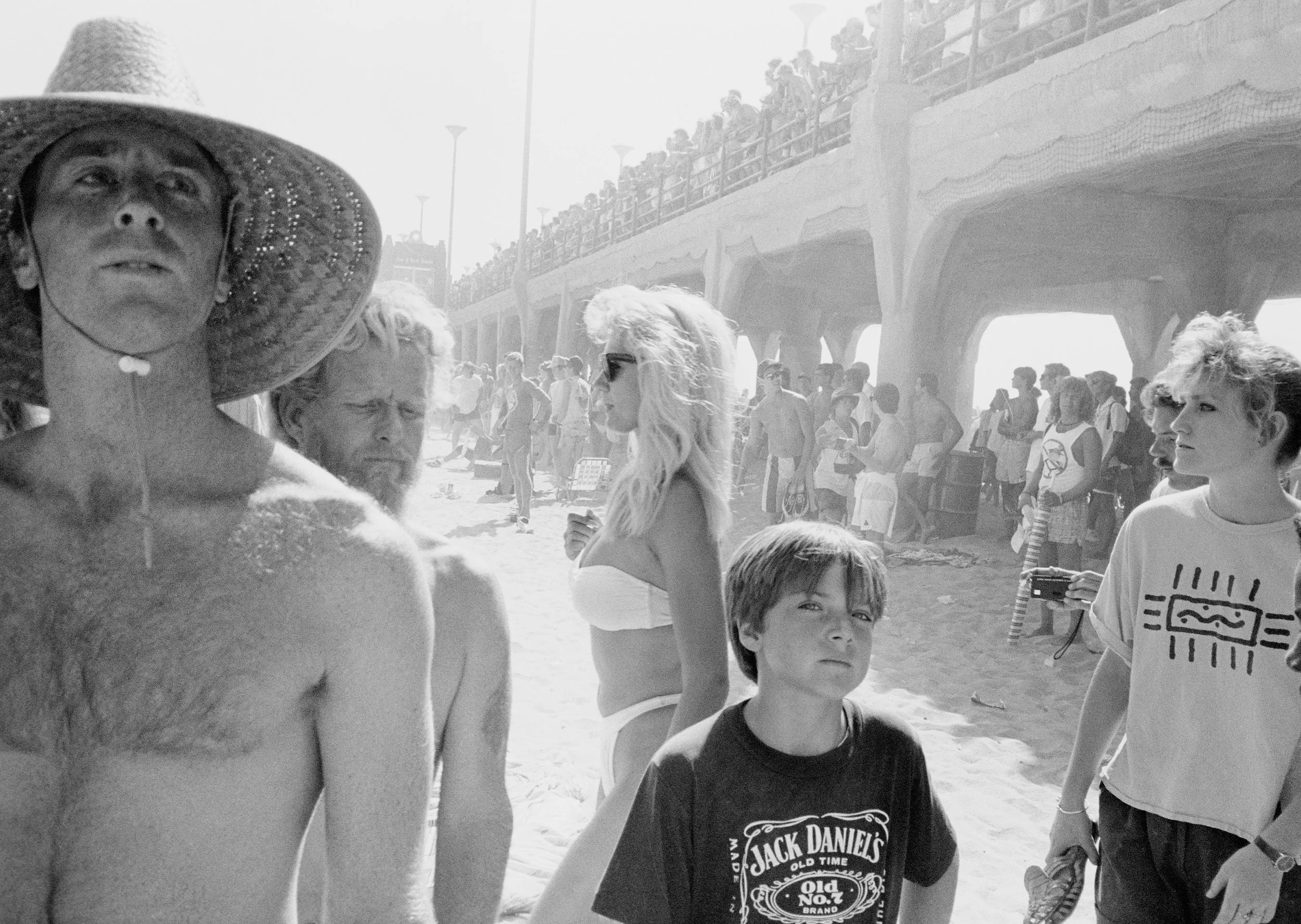 beachblondegrouppierFM copy.jpg