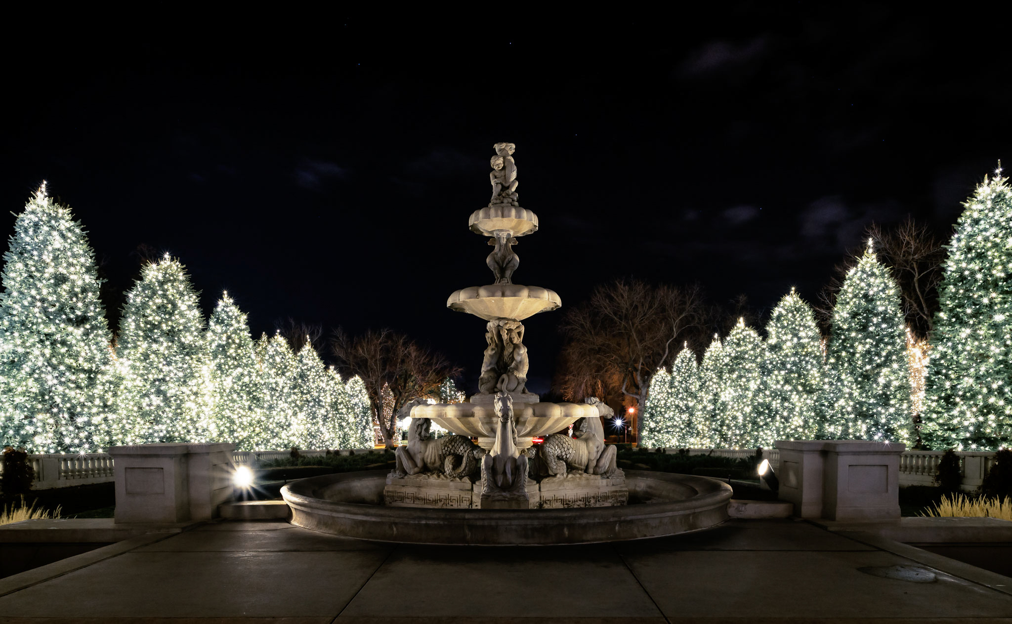 Broadmoor XMas Light Shoot, 12_14_14_D6X2259-Edit V2 cropped.JPG