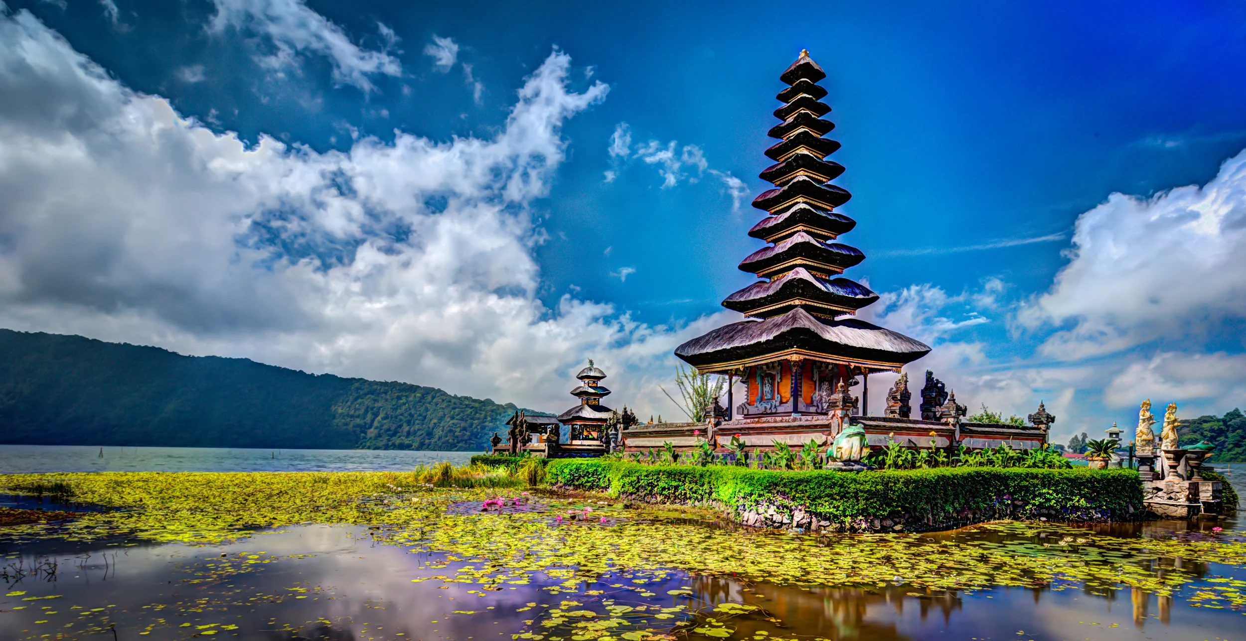 Bali Temple 001.jpg