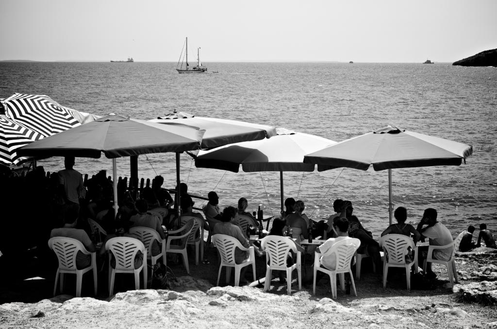 the fish shack - el chiringuito de maria - 04 - ibiza - Skjermbilde-2013-03-14-kl.-19.36.37-1024x683.png