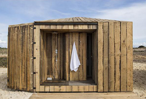 cabanas no rio  by Portuguese architects Aires Mateus 03.jpg