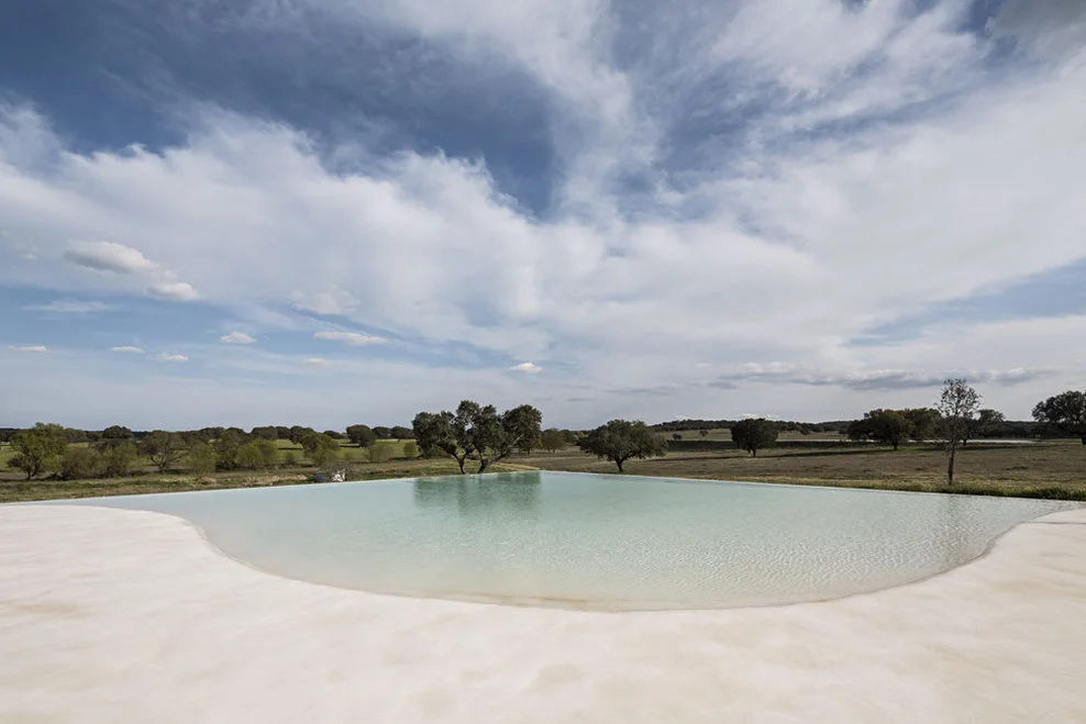 AIRES_MATEUS_CASA_TEMPO_MONTEMOR_PT_140314_0271_full.jpg