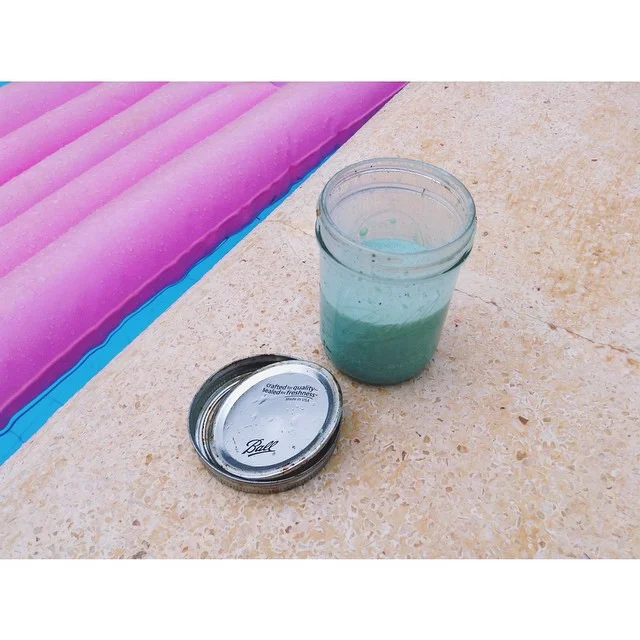 to blend- almond spirulina milk