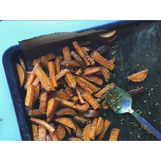 to bake - sesame seed & turmeric sweet potato wedges