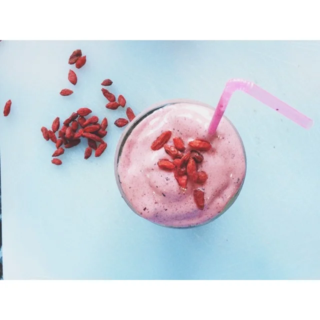 to smoothie - Goji Berry Shake by rens kroes
