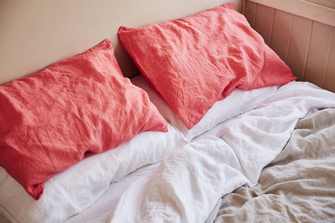 PINKPILLOWSLIPS_INBEDSTORECOM_large.jpg