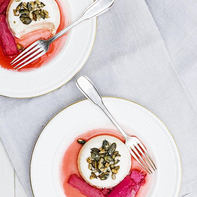 Anna_Hansen_s_vanilla__rhubarb___lemongrass_pannacottas_with_candied_seeds_is_the_one._How_dreamy_is_that_____themodernpantry__thecollectiveuk_by_issycroker.jpg