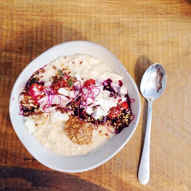 We_ll_have_what_she_s_having__with_a_side_of_welltodolondon.com____regram__emilys_journal__26grains__welltodolondon__porridge_by_welltodolondon.jpg