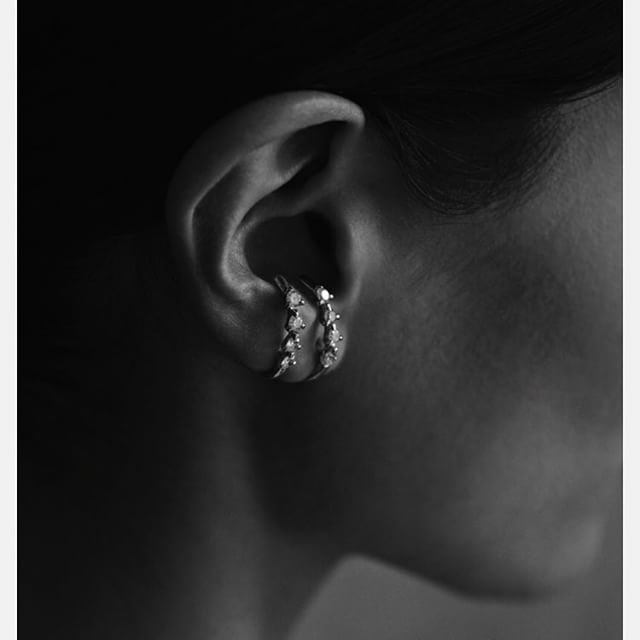 White_Diamond_Manoela_Earrings_from_2013__iconicpieces__cfdamembers__anakhouri_by_anakhouri.jpg