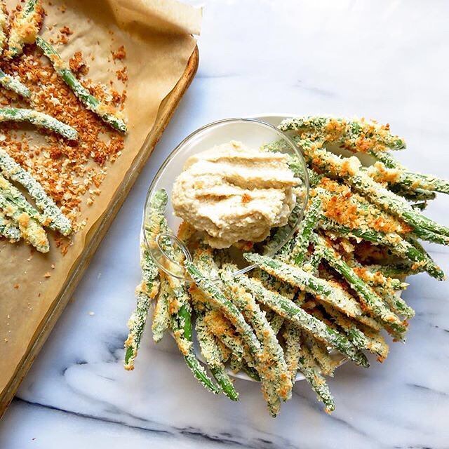 _Lunch___snack_or_side_dish__you_can_t_go_wrong_w_these_Crispy__Coconut_Crusted_Green_Bean__Fries_w_Garlicky_Cashew_Dip_by__thetoastedpinenut._Get_the_recipe___50__more_of_our_fav__recipes_from_the_Side_Dish_Feed_on_our_Website__link_in_profile.__Fee.jpg