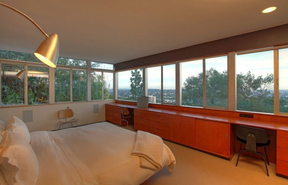 Neutra_20bedroom.0.jpg