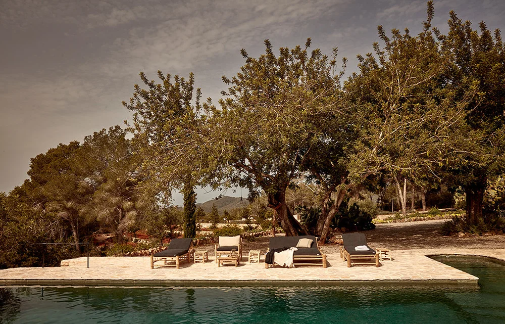 to travel - La Granja Ibiza