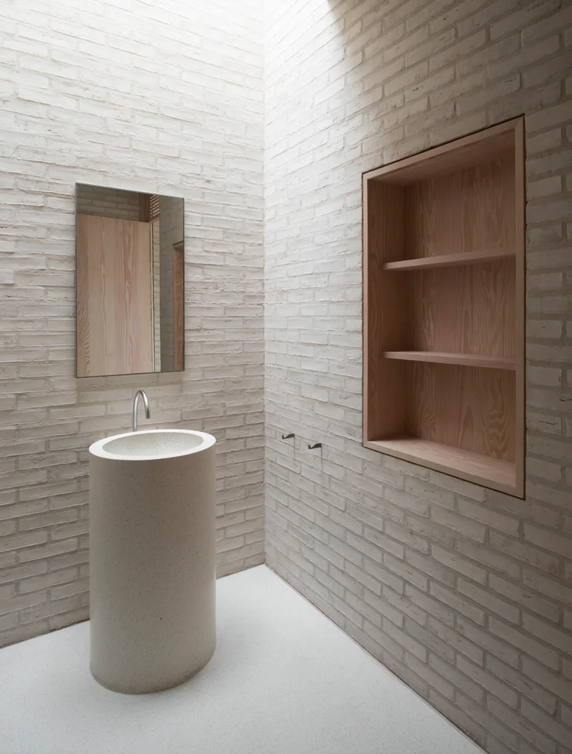 john-pawson-life-house-living-architecture-UK-designboom-07.jpg