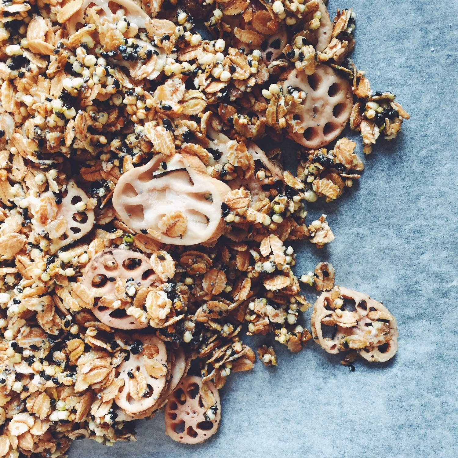to bake - lotus granola