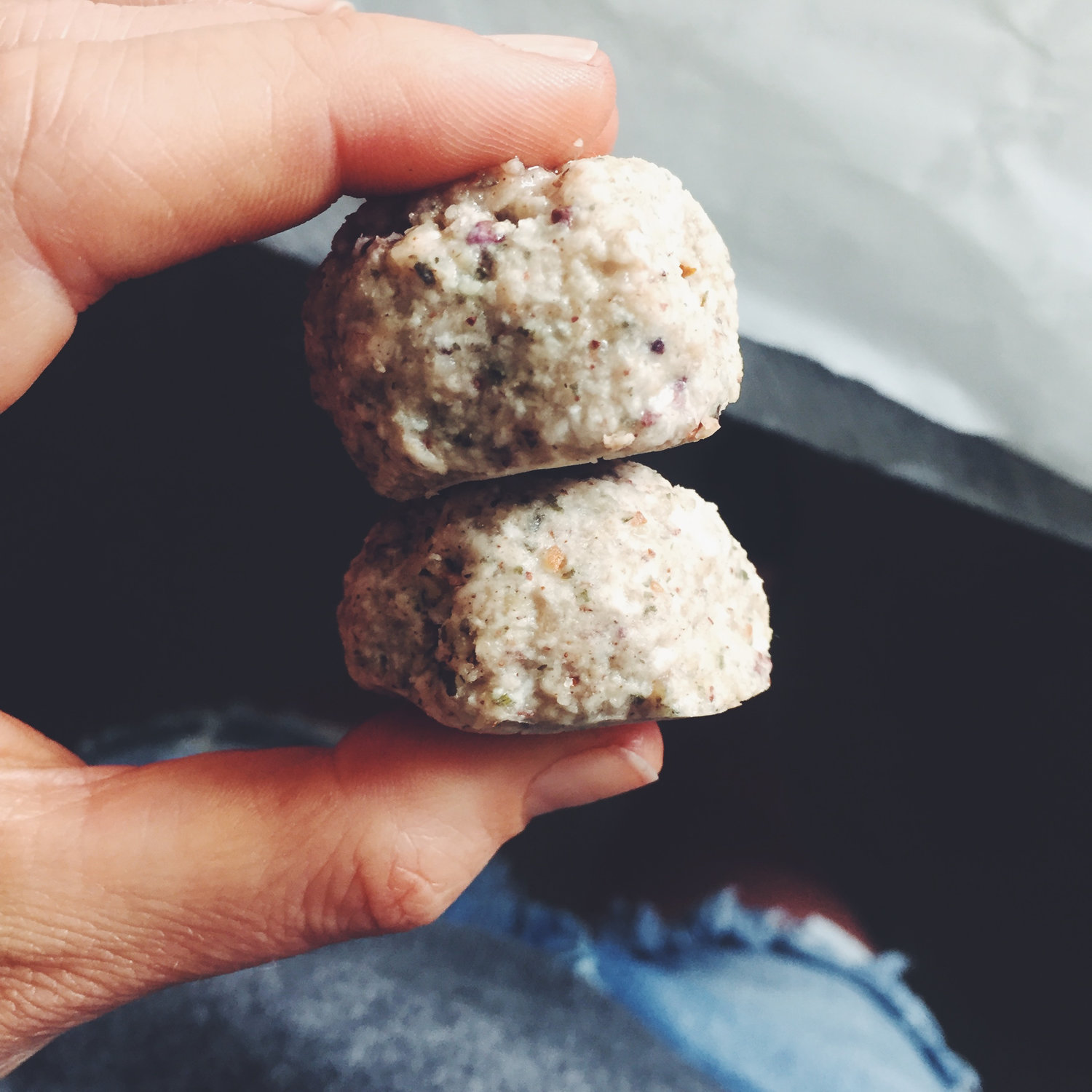 fat+balls+-fat+bombs-lppcookbook8.jpg