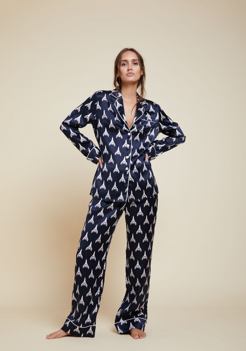 olivia-von-halle-lila-rocky-silk-pyjama-navy-front-view-ss1801.jpg