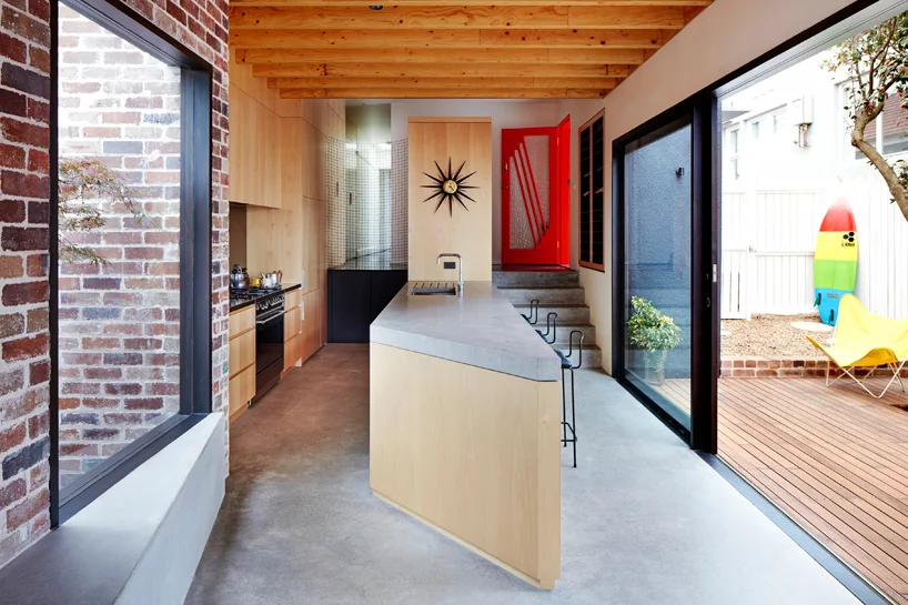 Maroubra Residence by Those Architects