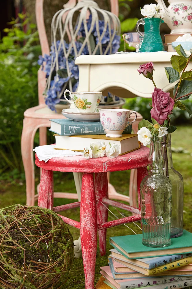 Set design and still life propping by Erin Lark Gray for Matilda Jane Clothing.