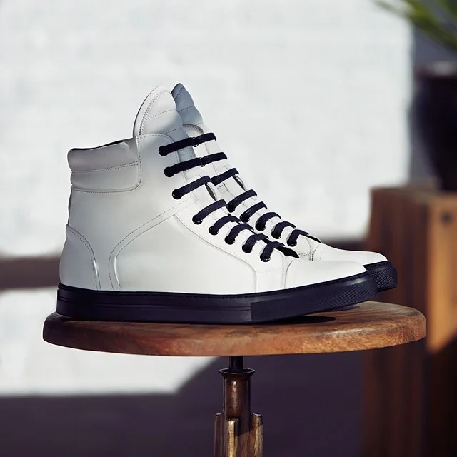 Still life propping by Erin Lark Gray for Kenneth Cole.