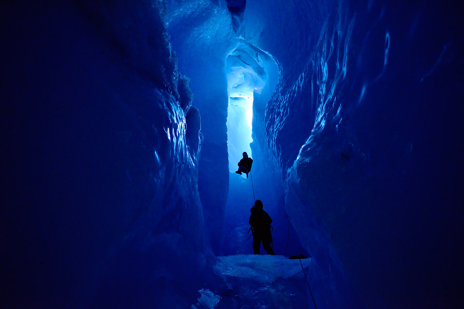 ...into the heart of the ice.