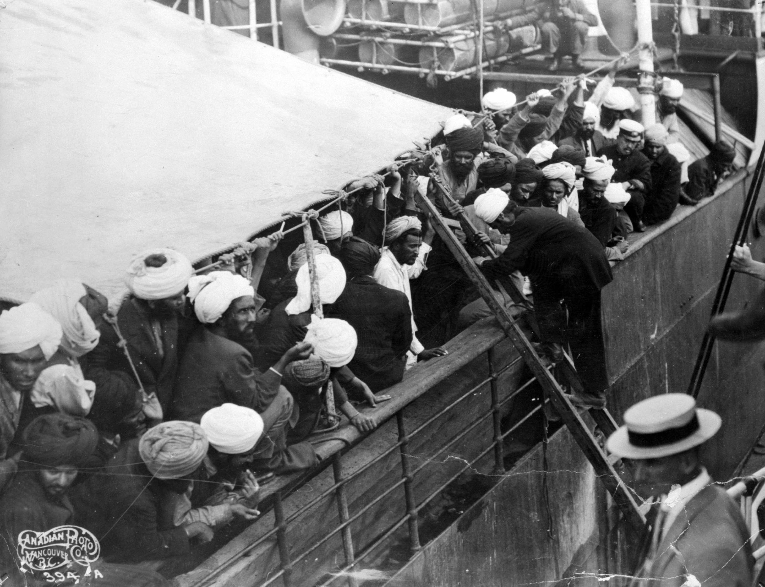 Komagata Maru Passengers Crammed On Board.jpeg