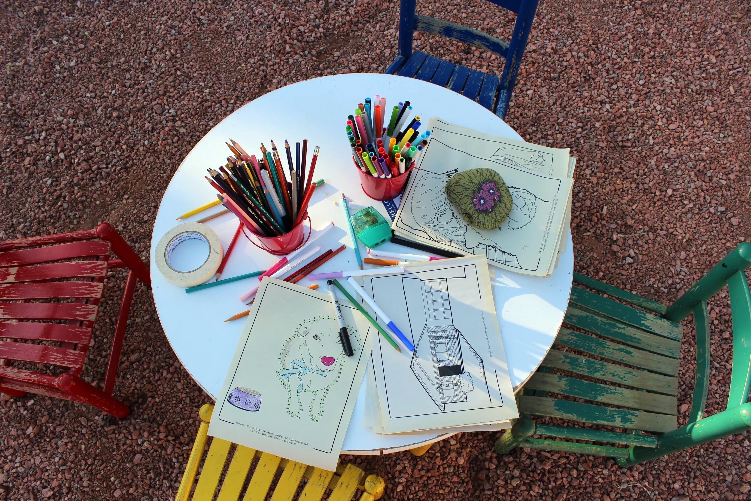 Coloring_table.jpg