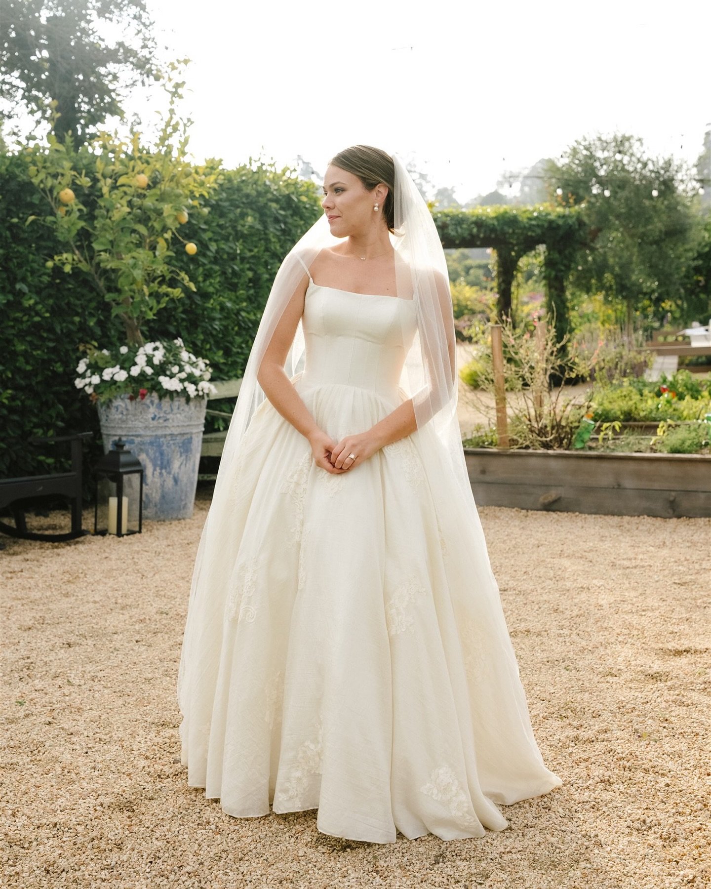 A moment for this custom gown on Lucy and a tiny bit of sun peeking through the fog in Montecito

Planning: @roseeventco 
Venue: @montecitoorchard 
HMU: @emilylynnandcompany 
Flowers: @fluidbloom 
Food: @misturacatering 
Music: @dartcollective 
Dress