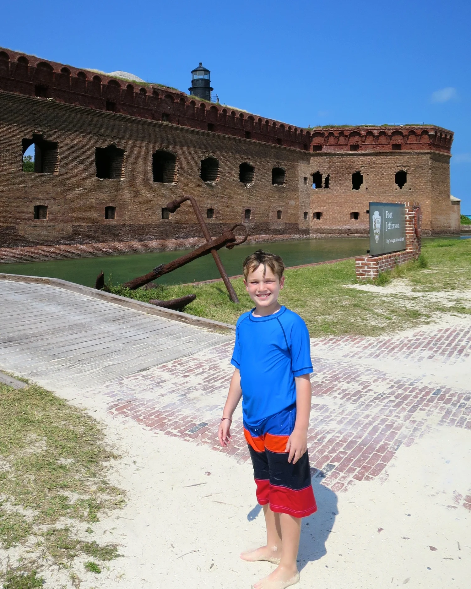 Photobombing at Fort Jefferson by DOYLE