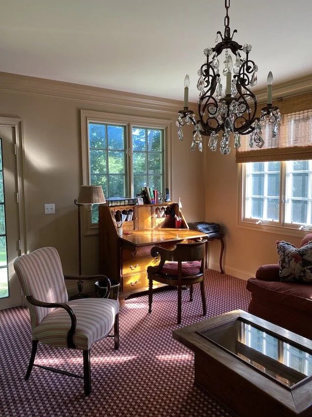 The butler did it. In the study. With a giant ceramic urn.