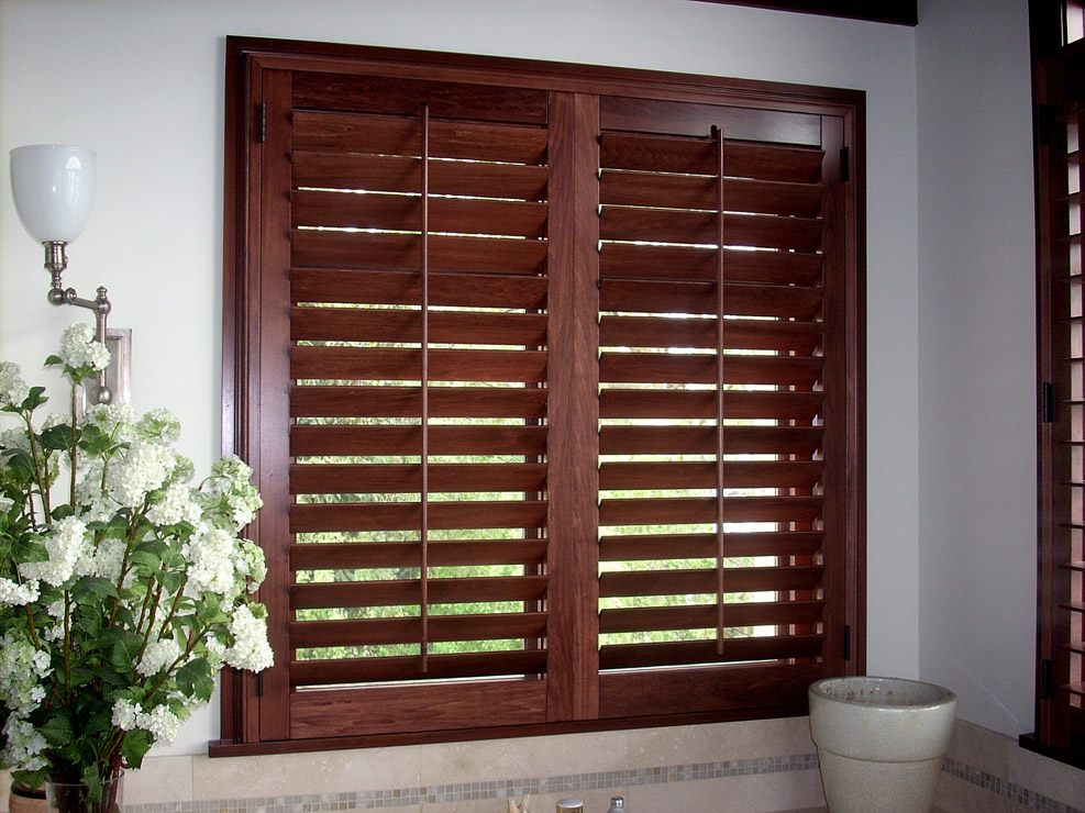 Seattle Plantation Shutters 98.jpg