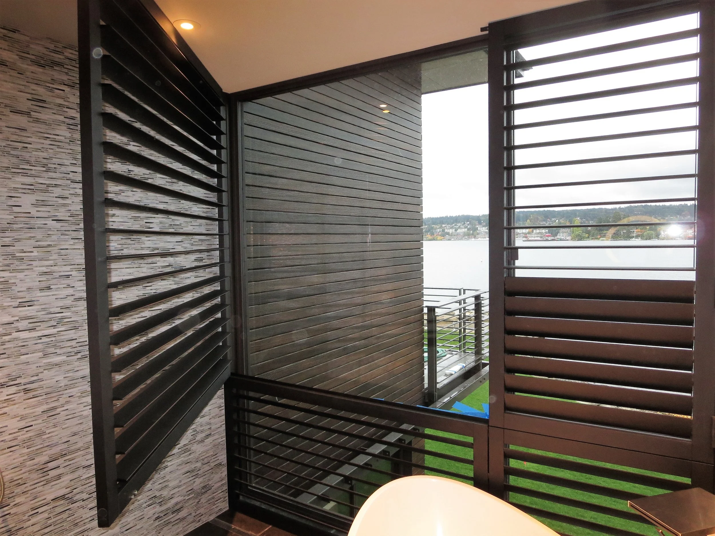 Bathroom 2.jpg