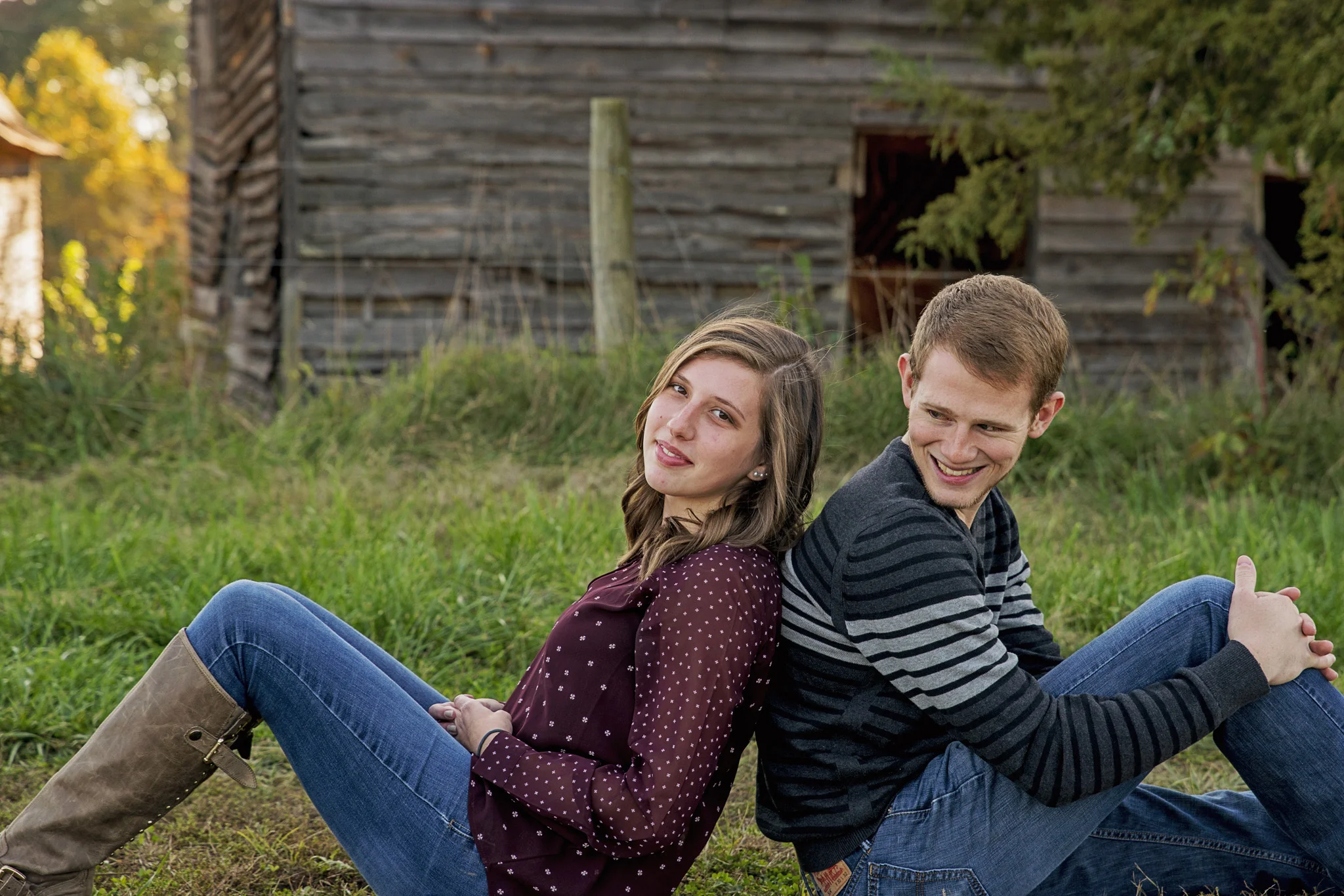 field_barn_engagement_session_sunset_golden_romantic_rustic_lynchburg_va021.jpg