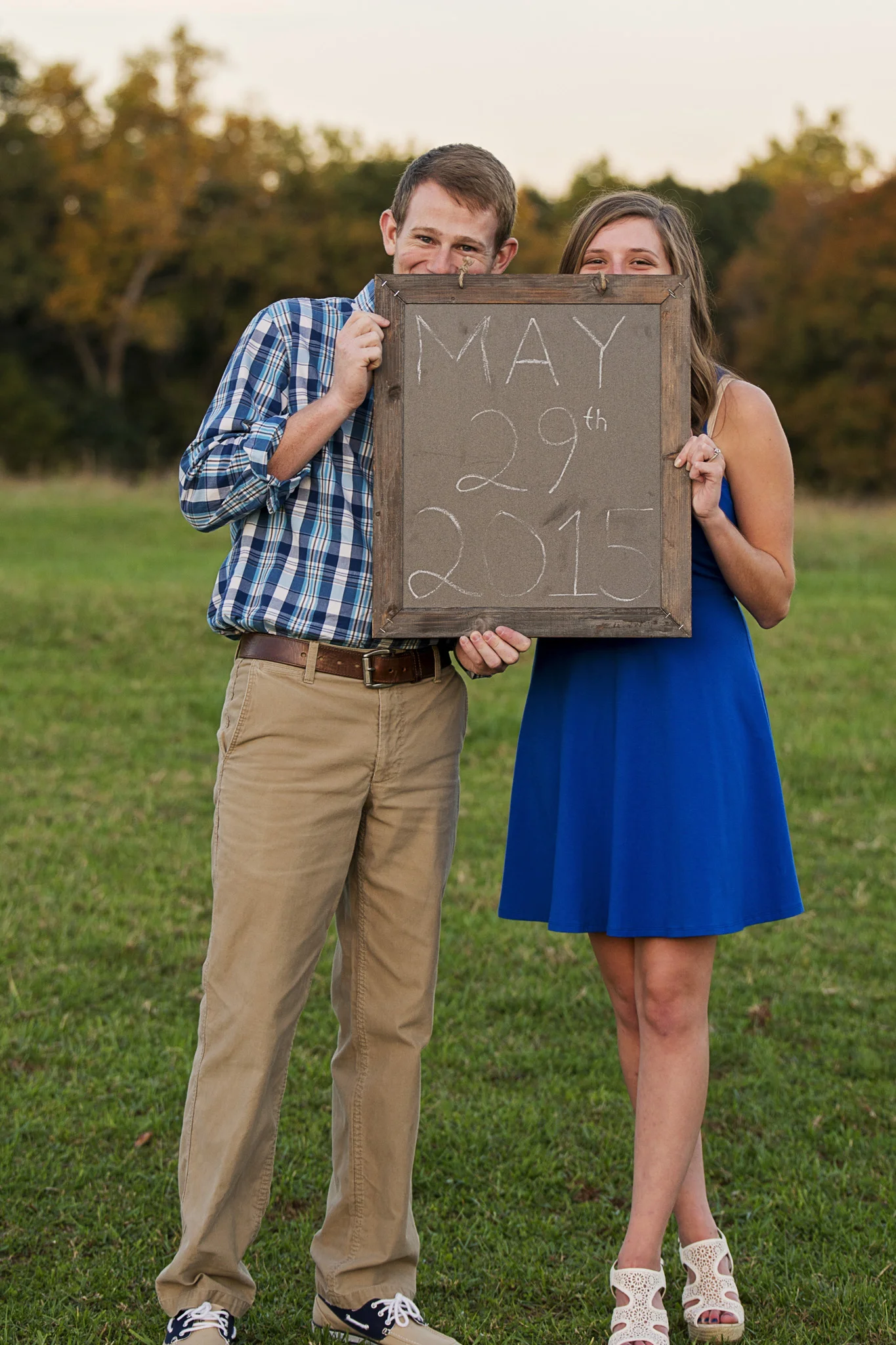 field_barn_engagement_session_sunset_golden_romantic_rustic_lynchburg_va037.jpg