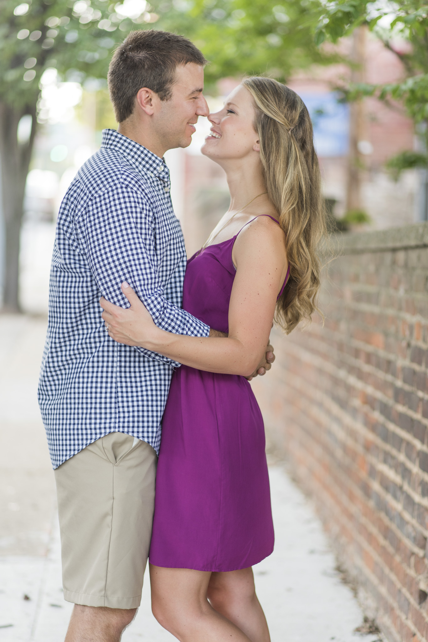 Downtown_Lynchburg_VA_craddock_Terry_Water_Fountain_Engagement_Session_Photos272.jpg