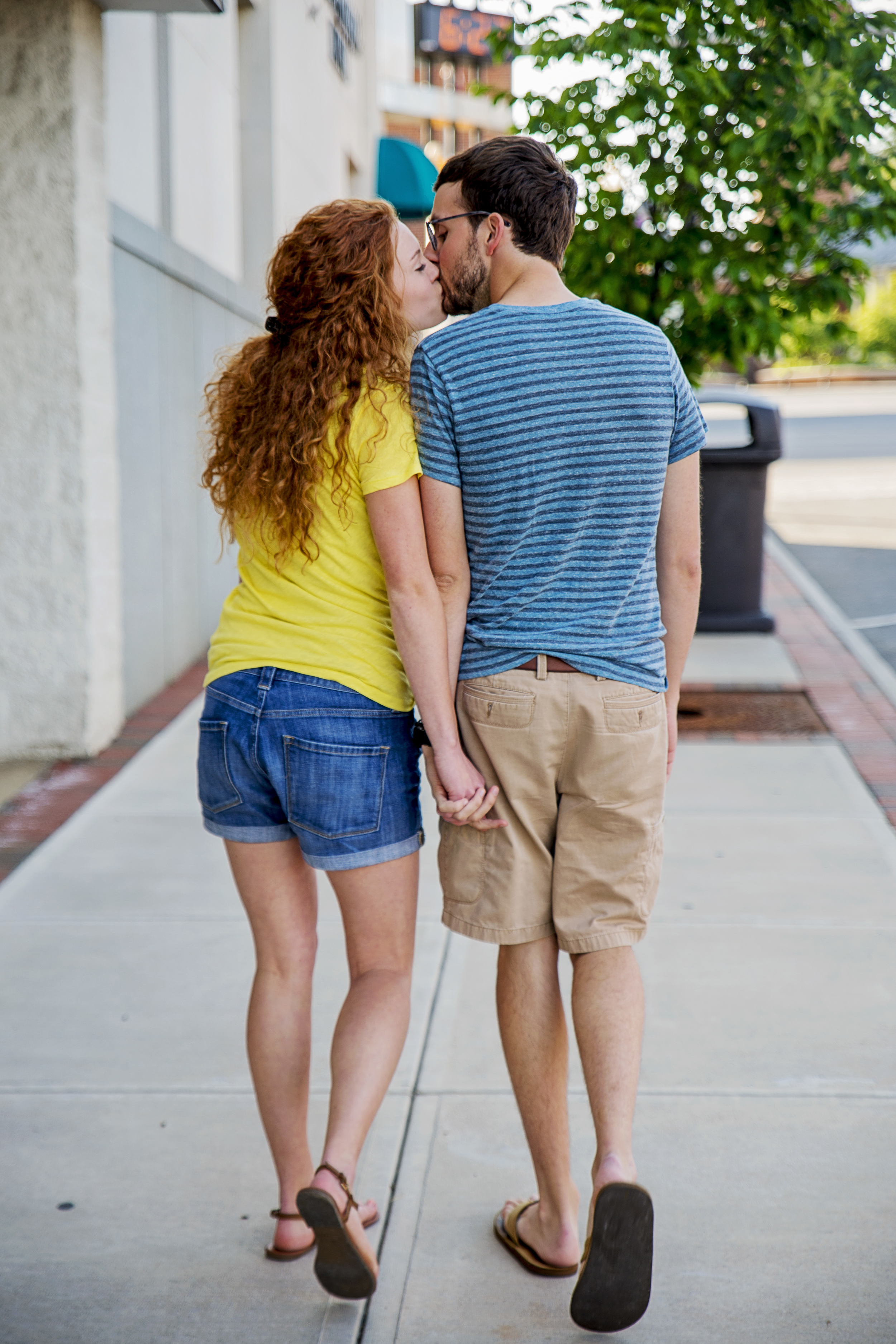 altavista_ginger_redhead_field_lake_engagement_session_small_town_lynchburg_va028.jpg