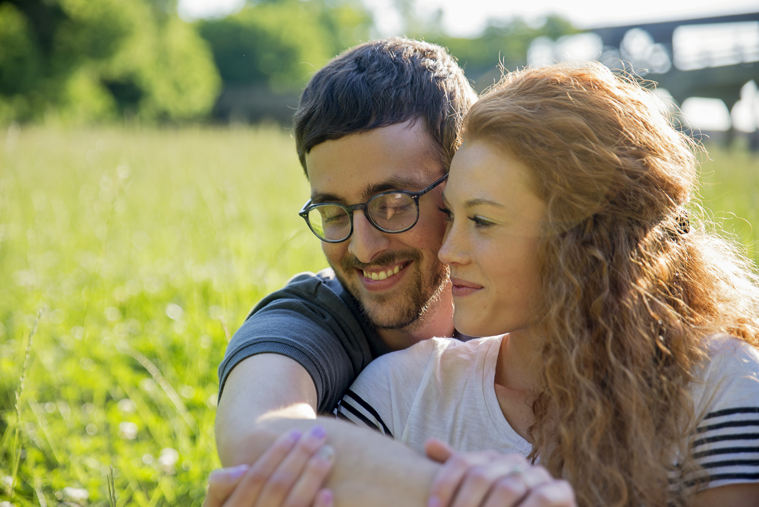 altavista_ginger_redhead_field_lake_engagement_session_small_town_lynchburg_va029.jpg