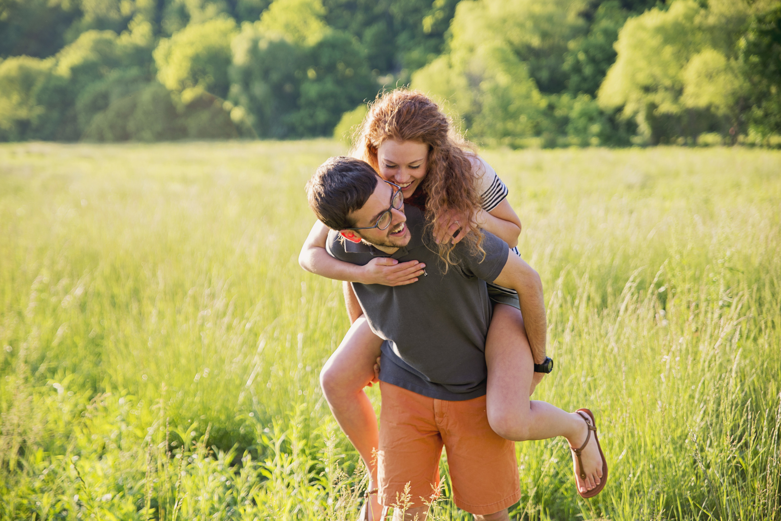 altavista_ginger_redhead_field_lake_engagement_session_small_town_lynchburg_va038.jpg