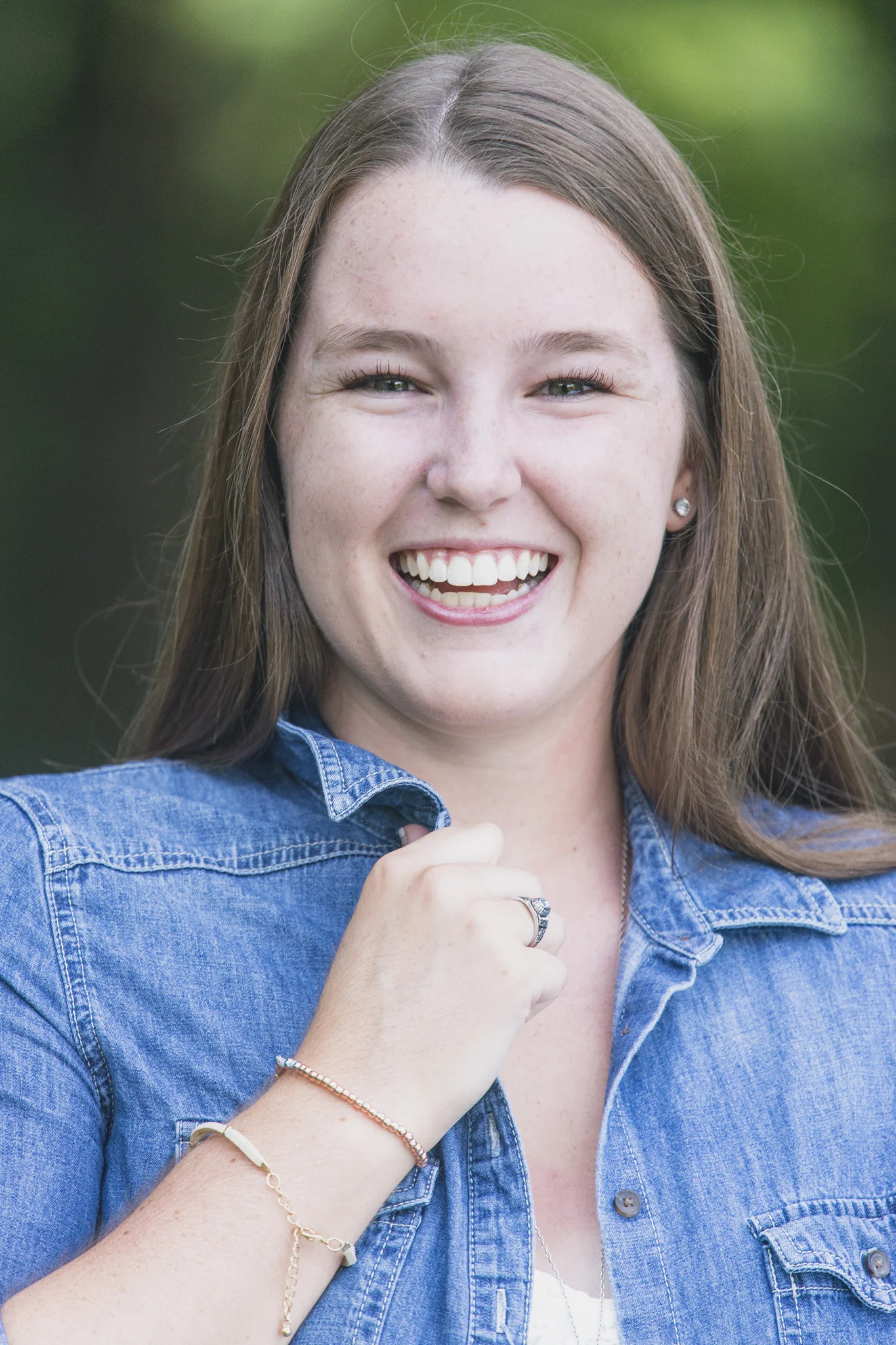 SeniorSession_BigIsland_VA_Lynchburg_farm_huntingdog20150805_0268.jpg
