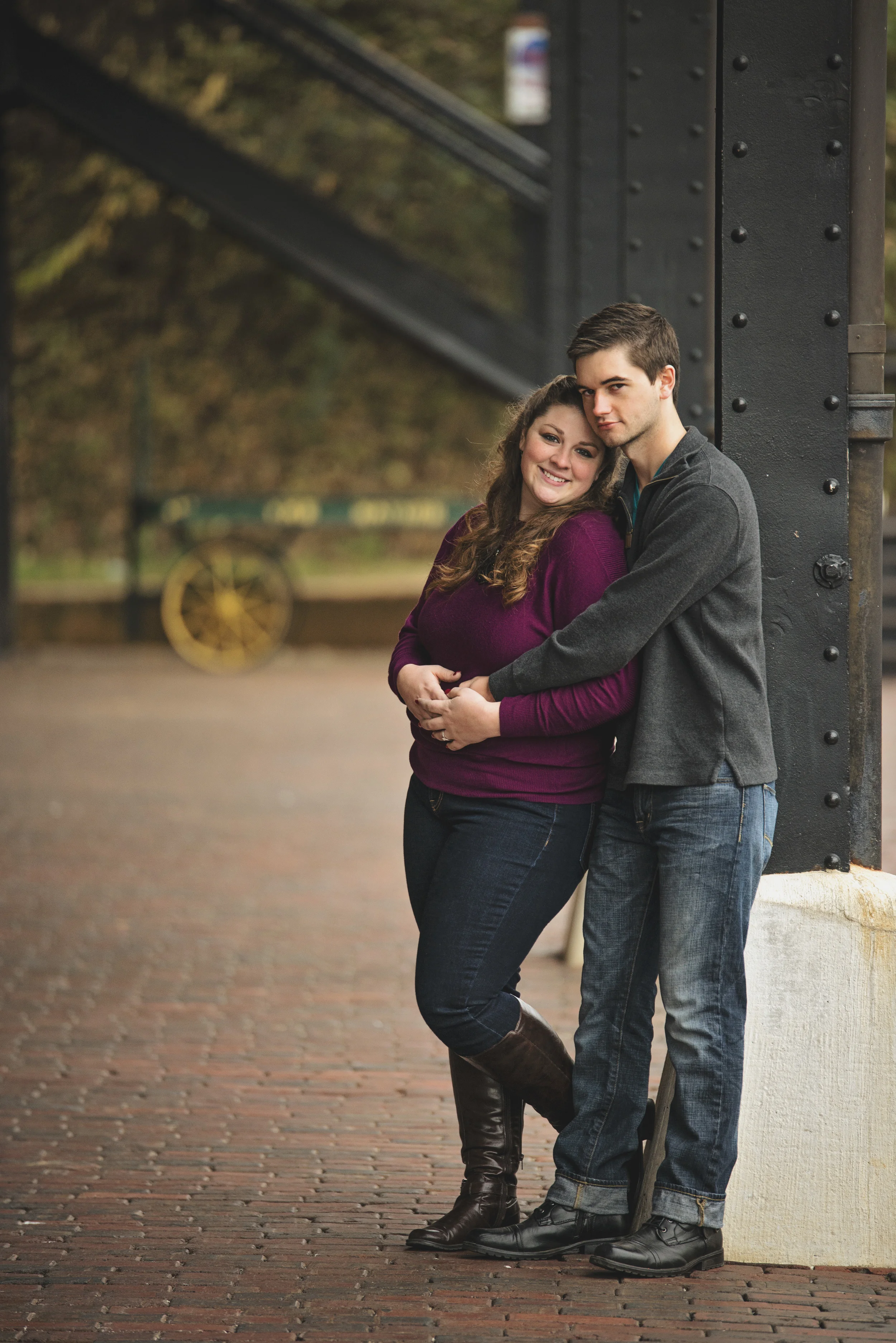 downtown_travel_park_fall_engagement_session_lynchburg_va013.jpg