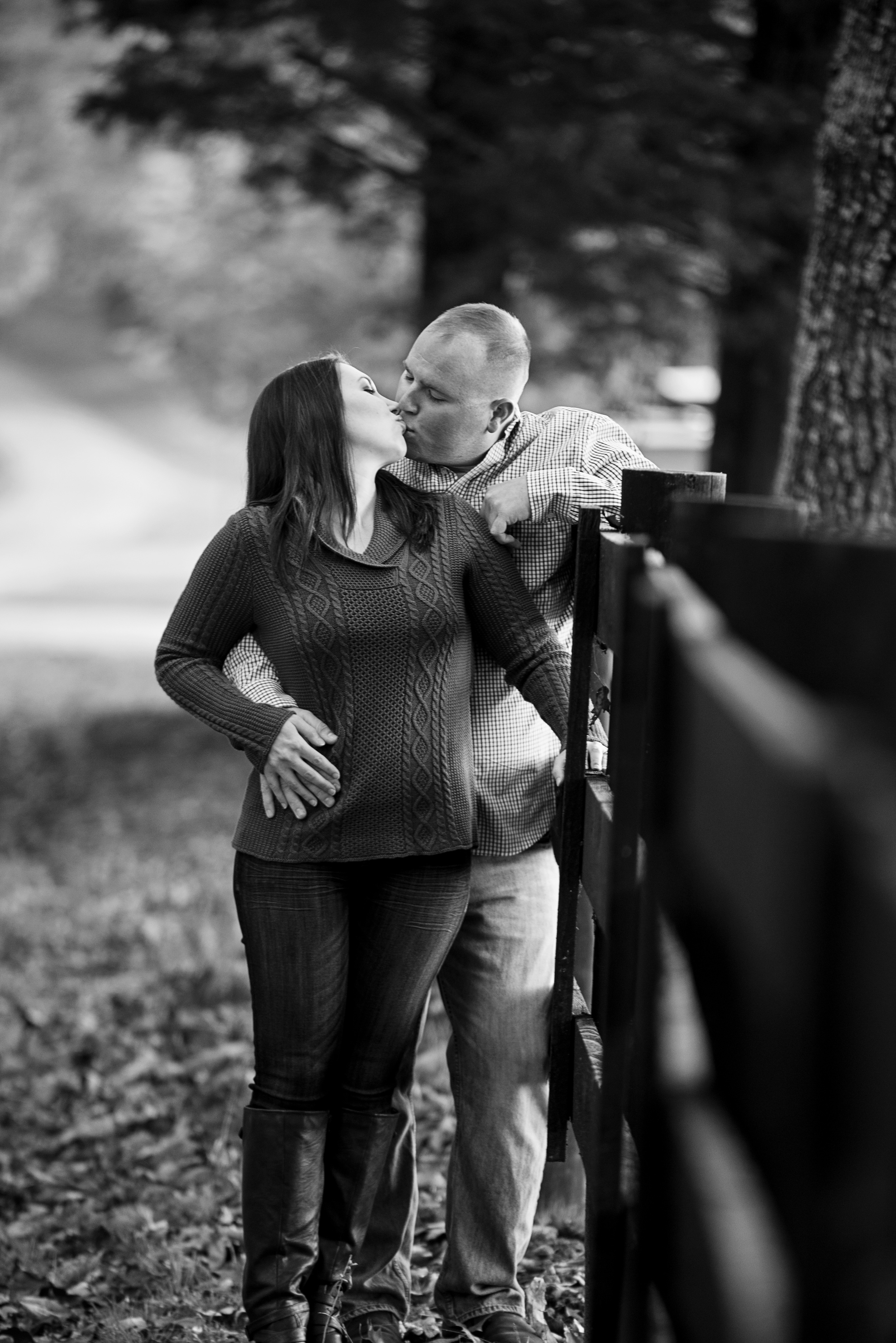 fall_romantic_park_engagement_session_lynchburg_va016.jpg