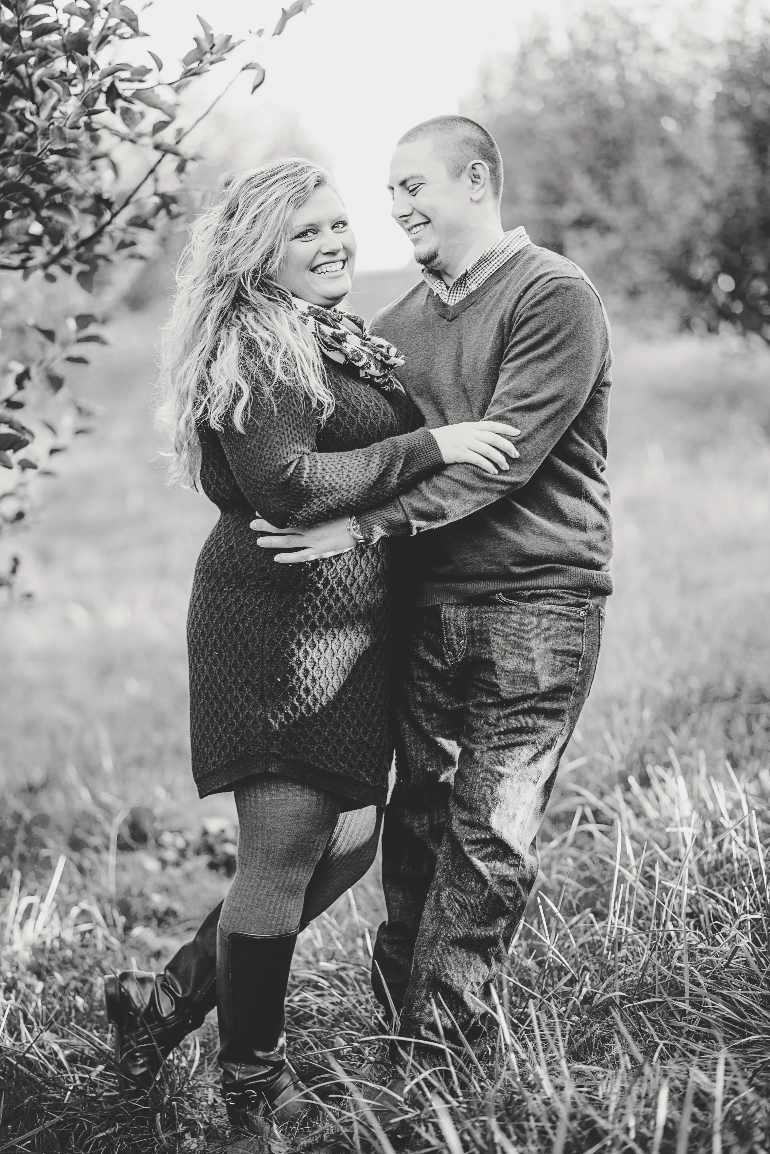 fall_romantic_orchard_engagement_session_lynchburg_va001.jpg