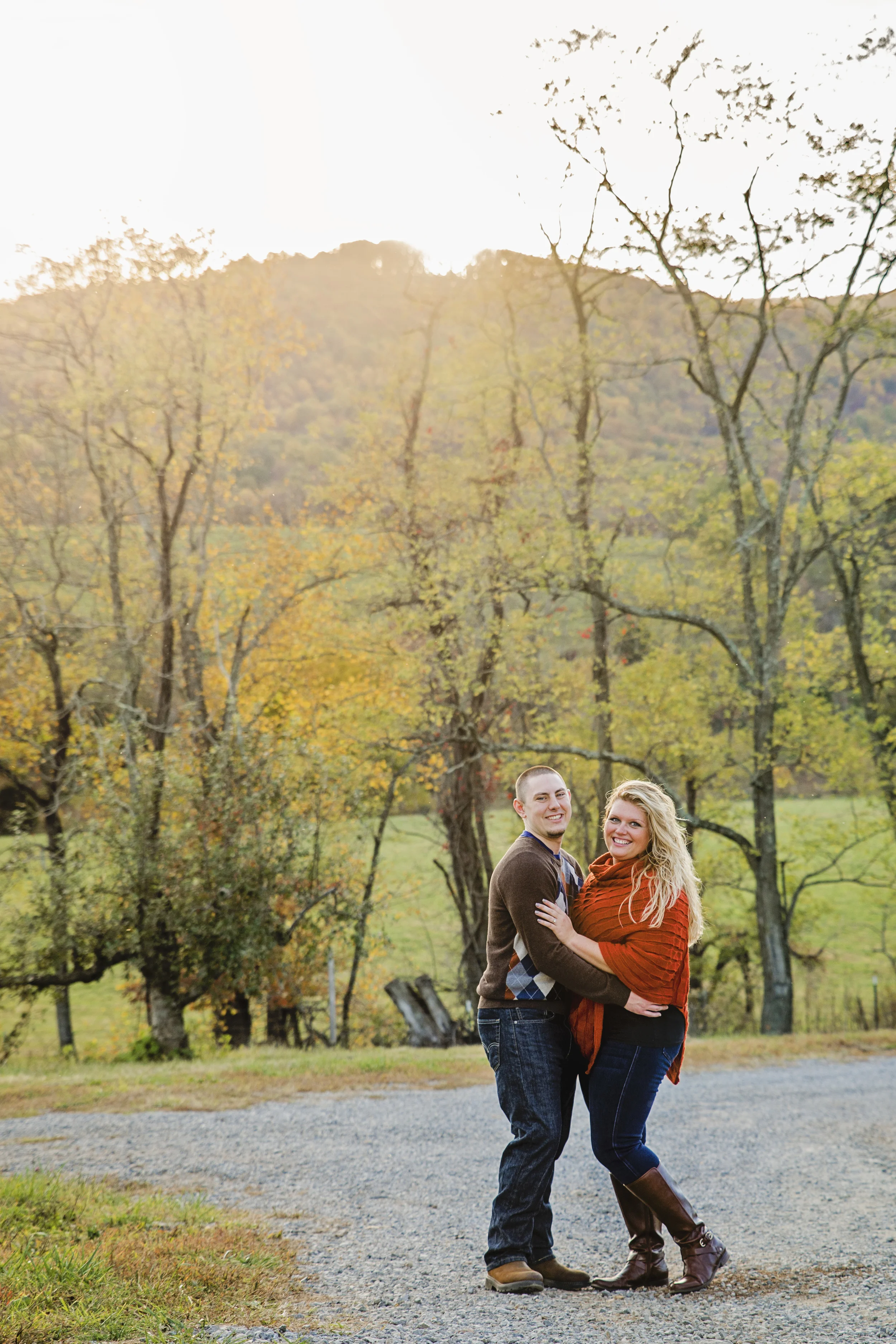 fall_romantic_orchard_engagement_session_lynchburg_va015.jpg
