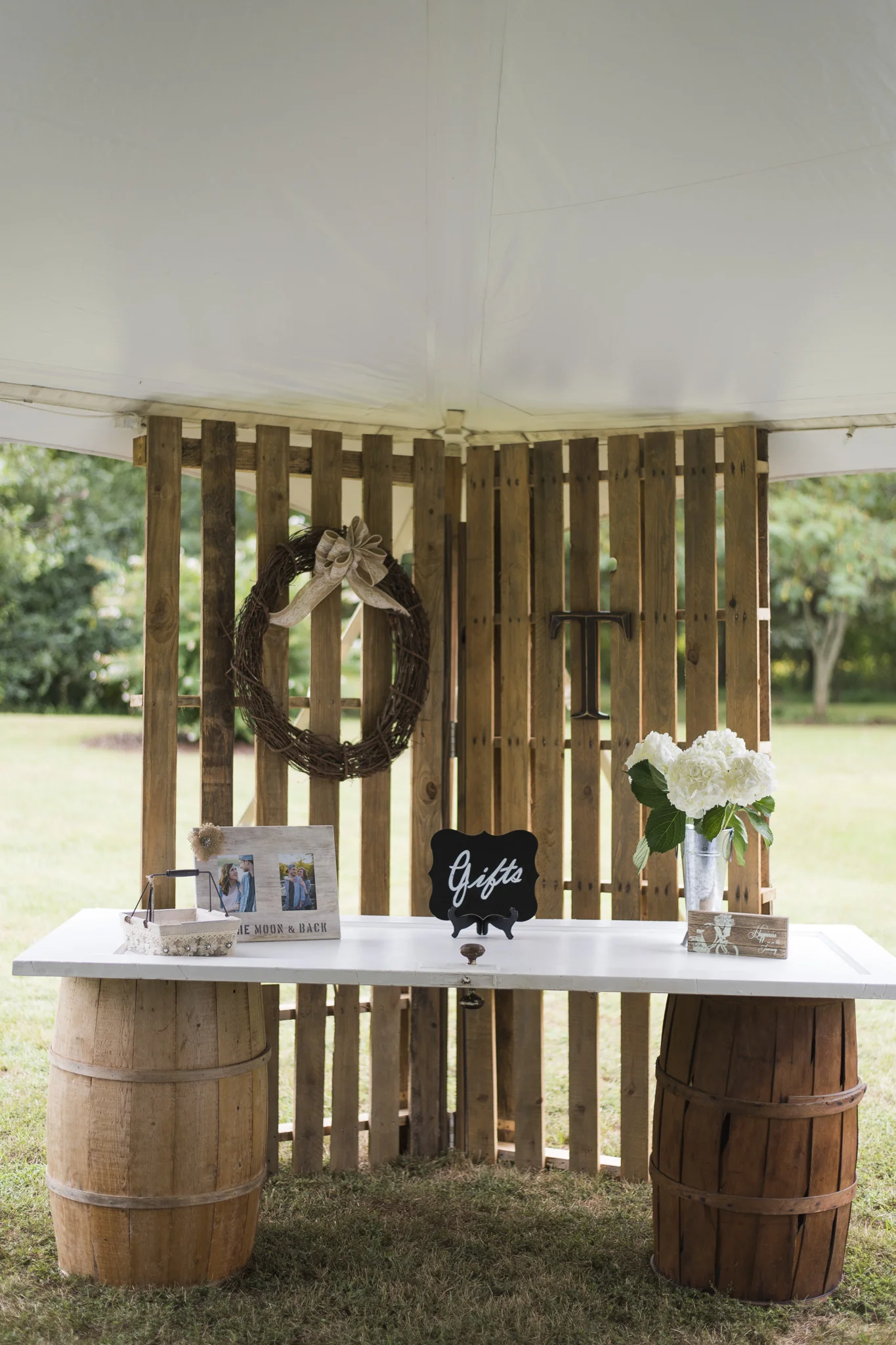 NC_Backyard_Wedding423.jpg
