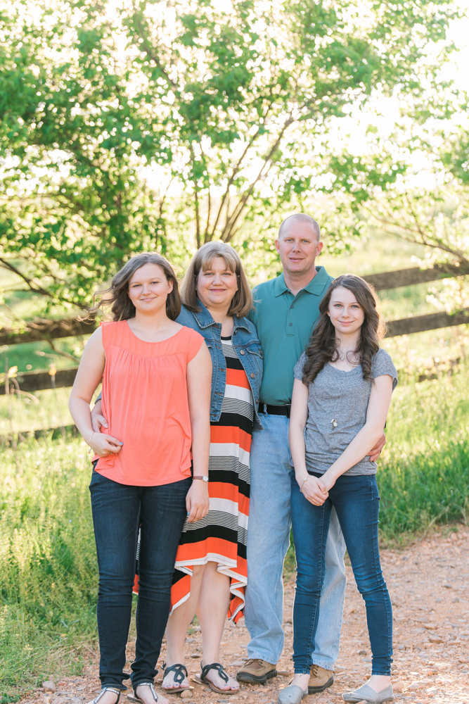 Family Sesssion_Portraits_Lynchburg VA_Sweet Briar Collage_Photographer_Wedding011.jpg