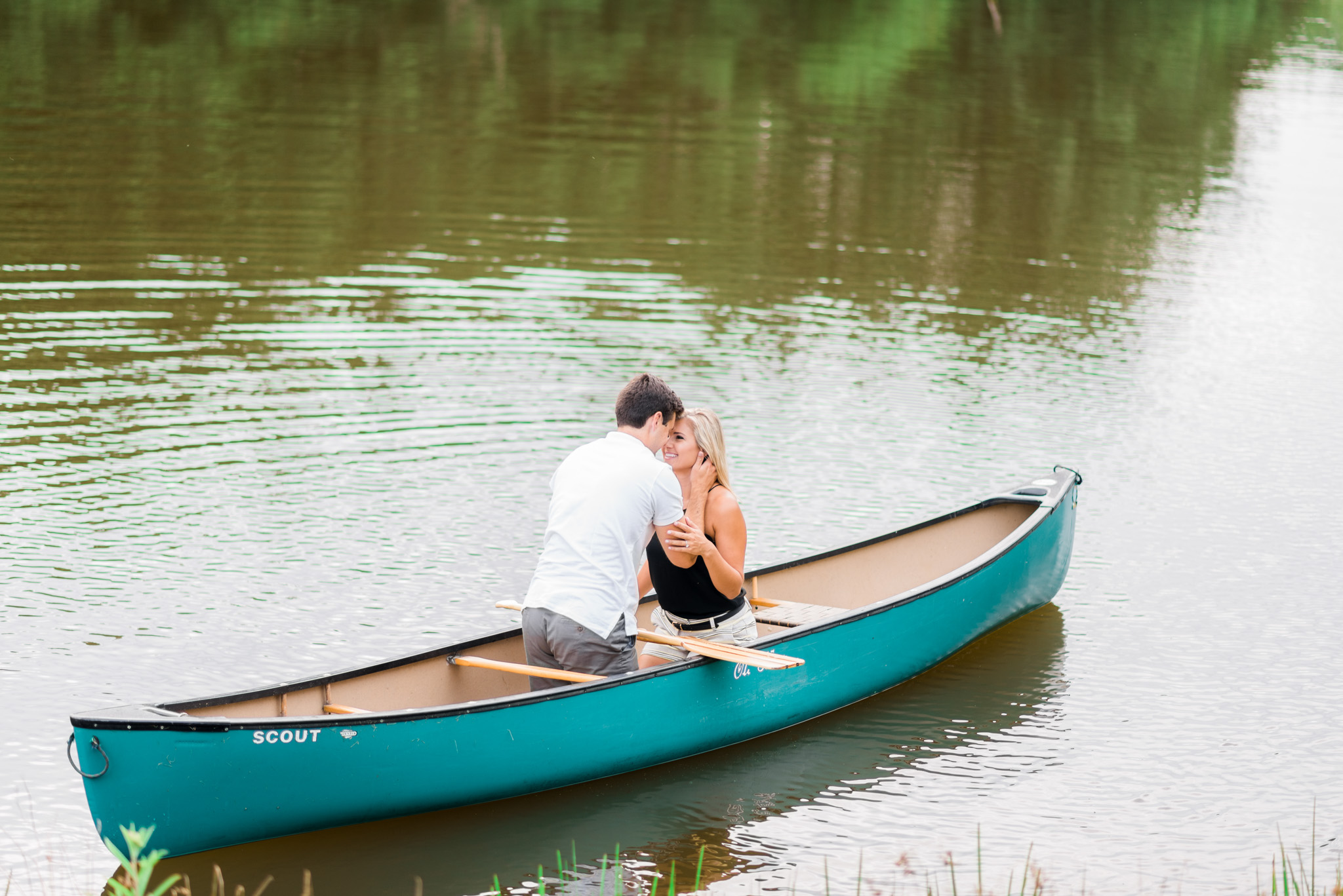 Va_Engagement_session_VA_wedding_photographers _Claytor_nature_Center_Bedford_VA965.jpg