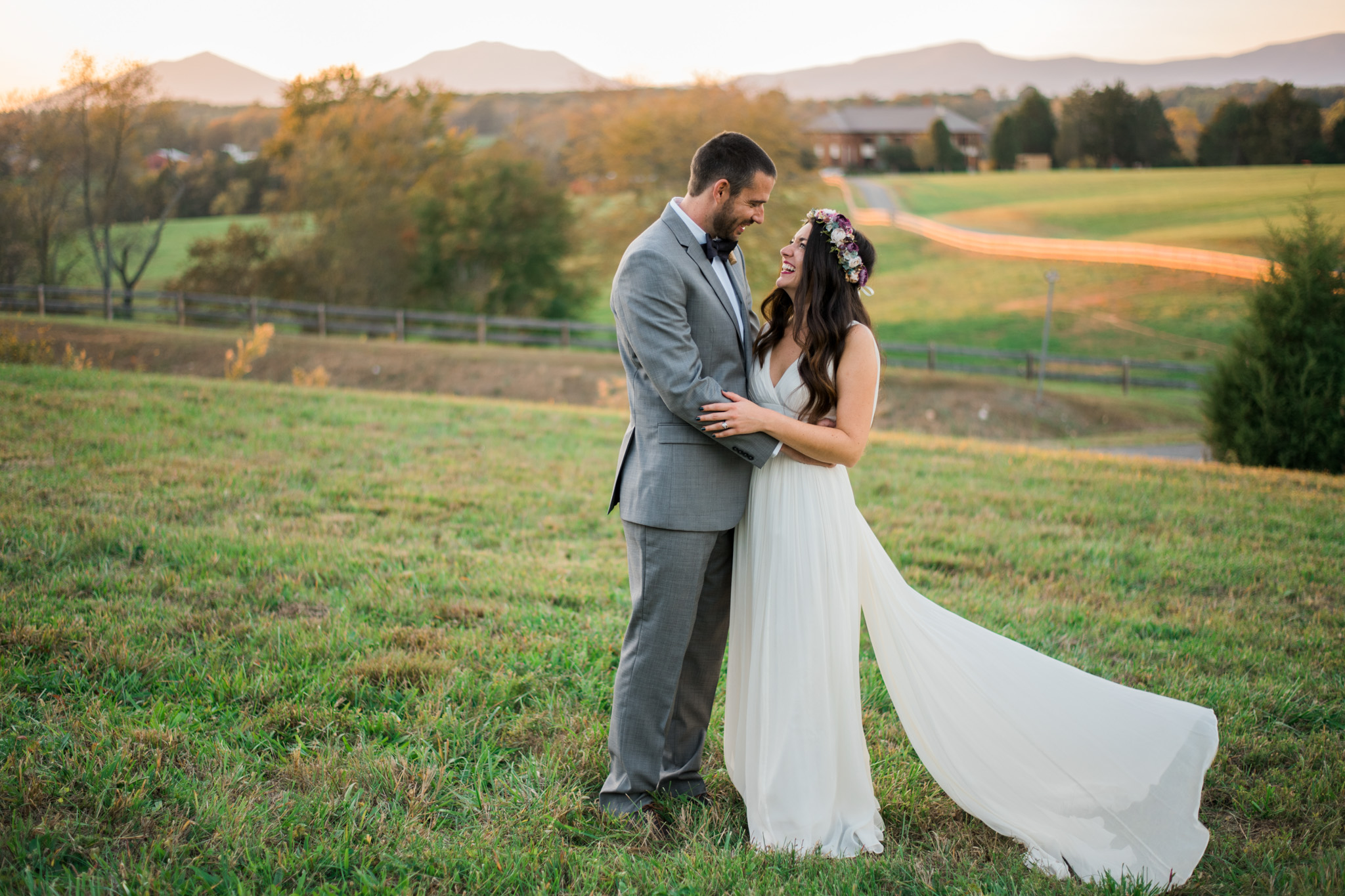 The_Trivium_Estate_Forest_VA_Wedding_Flower_Crown_boho_wedding_classic_wedding_Virginia_Wedding_photographer096.jpg