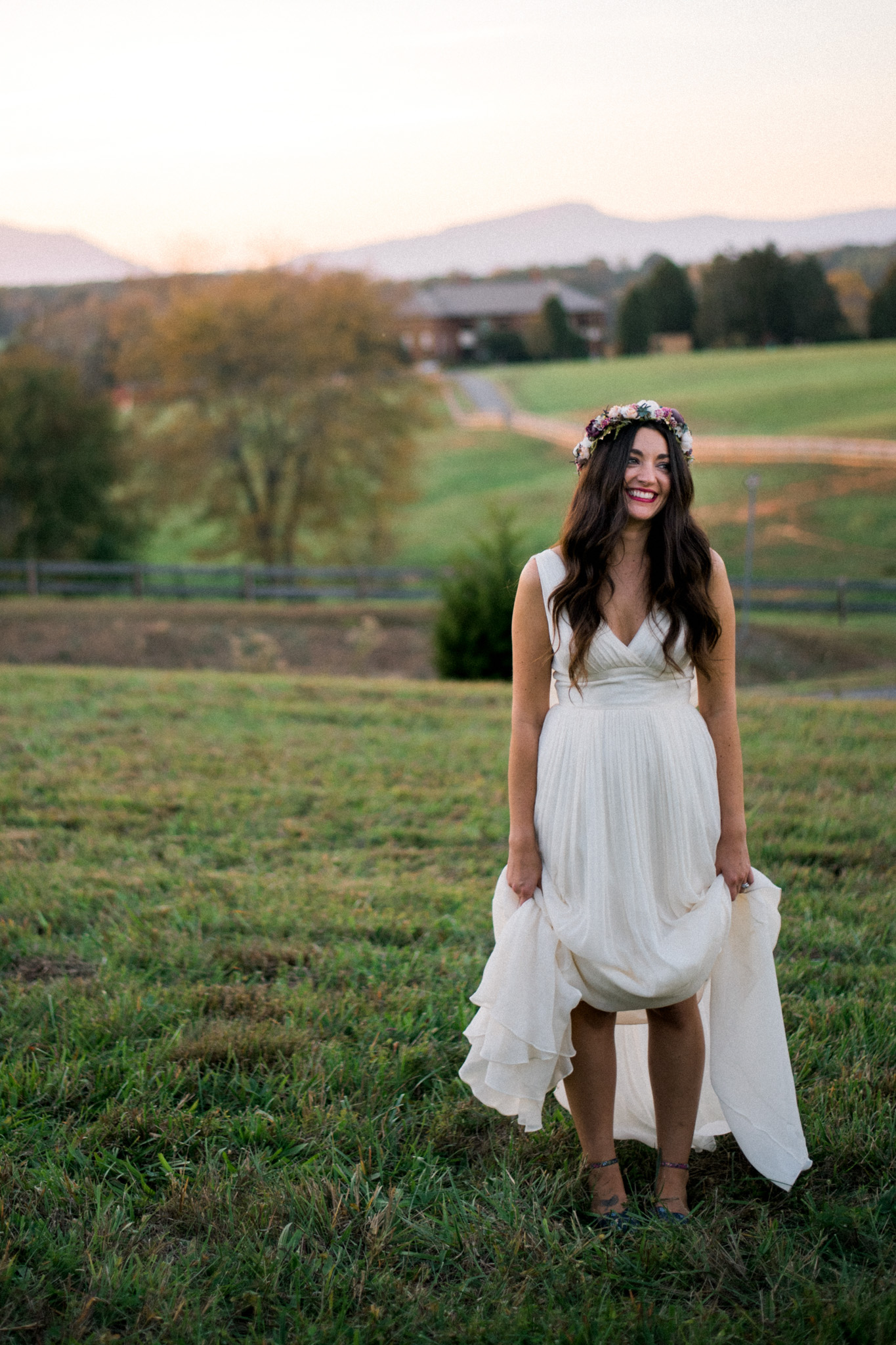 The_Trivium_Estate_Forest_VA_Wedding_Flower_Crown_boho_wedding_classic_wedding_Virginia_Wedding_photographer101.jpg